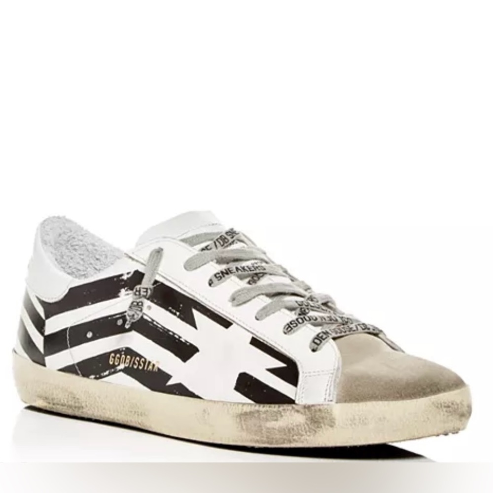 Like New Golden Goose
Men's Super-Star Flag Print Low Top Sneakers